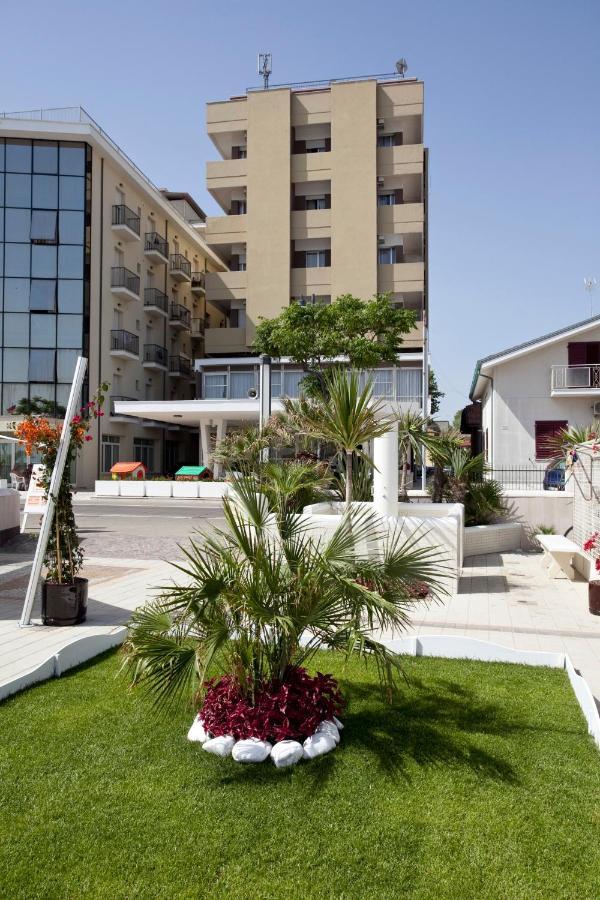 Hotel President Bellaria-Igea Marina Buitenkant foto