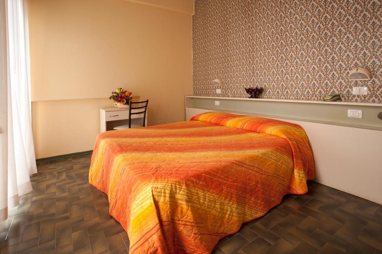 Hotel President Bellaria-Igea Marina Buitenkant foto